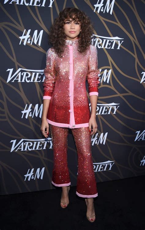 zendaya thick|Photos Show Daring Outfits Zendaya Has Worn Over。